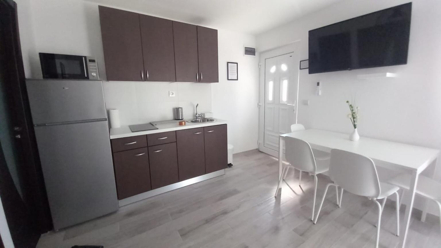 Apartmani Hermes Jadrija Ngoại thất bức ảnh